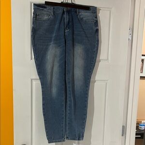 Judy Blue Women's Skinny Jeans - Blue